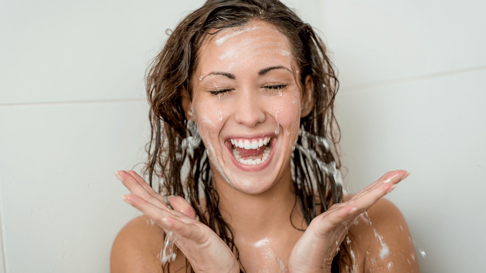 Solve Common Skin Problems With The Right Facial Cleanser